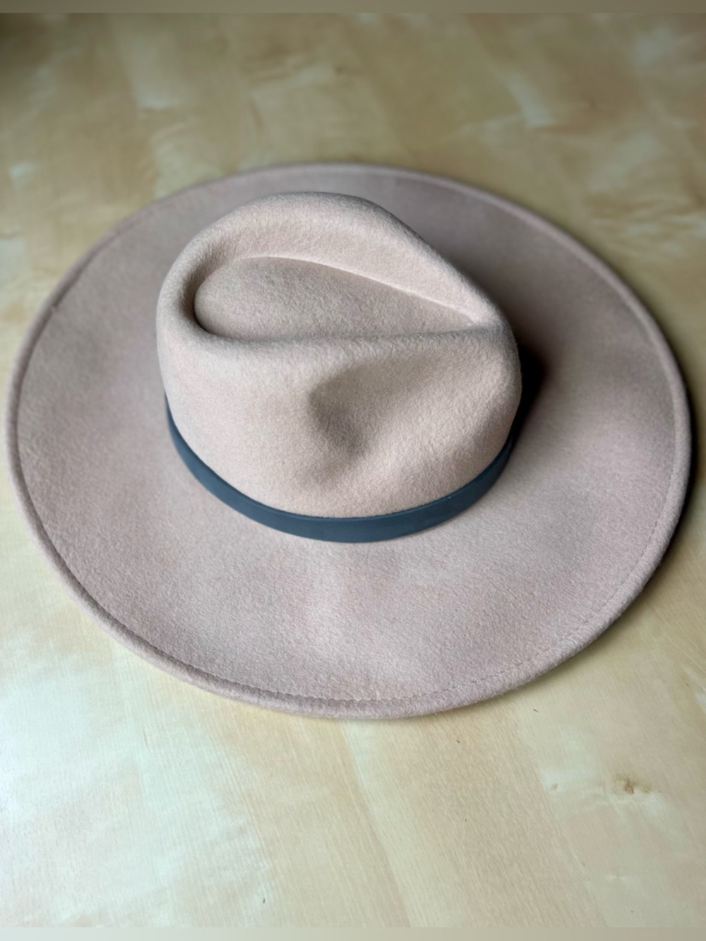 Wide Brim 100% Wool Felt Fedora in Beige with Gray Band Boho Western Minimalist - Picture 3 of 10